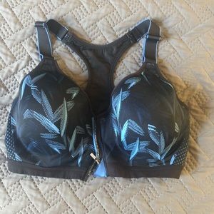 Maidenform sports bra